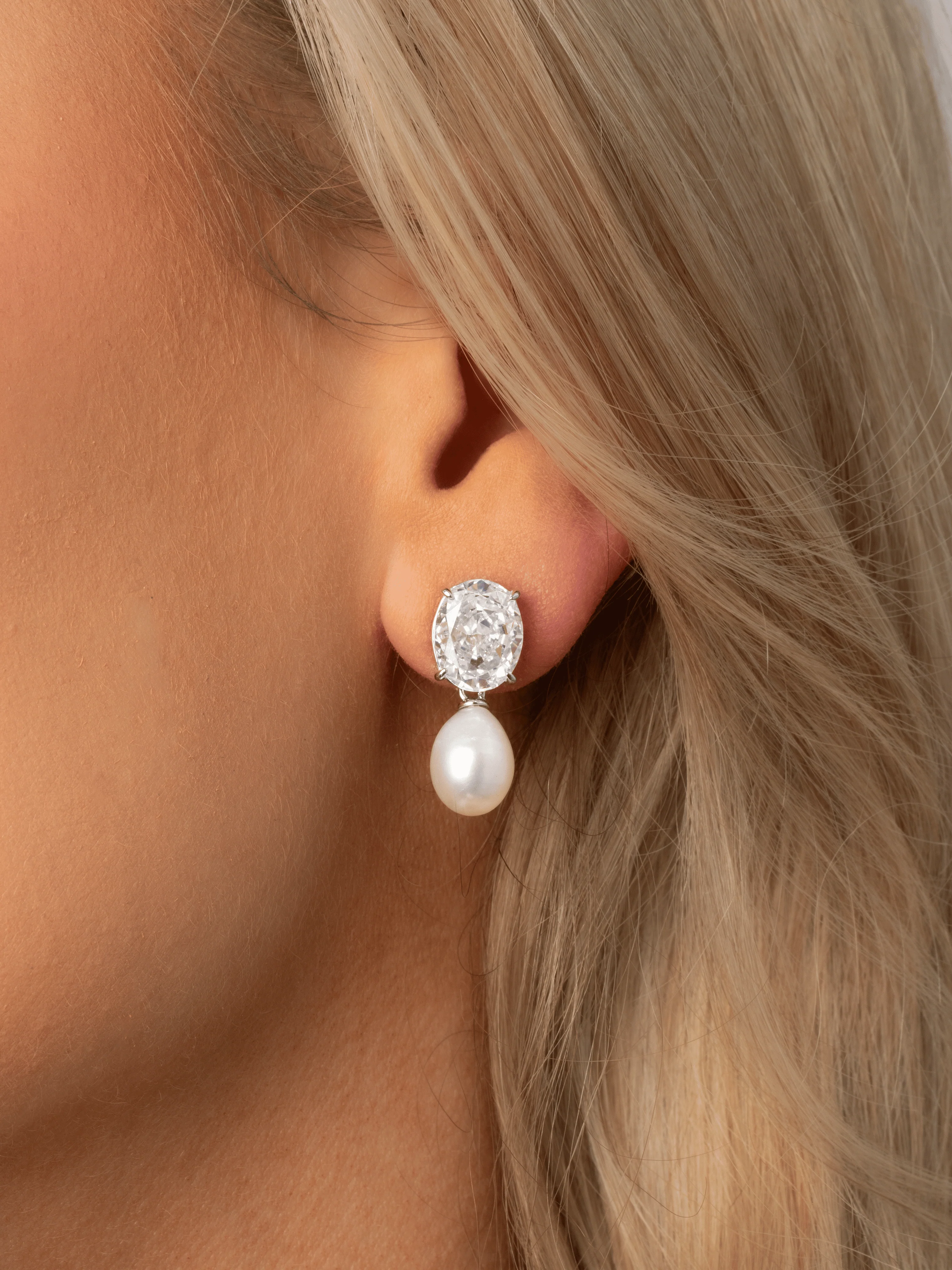 Aurelia Earrings - Image 3