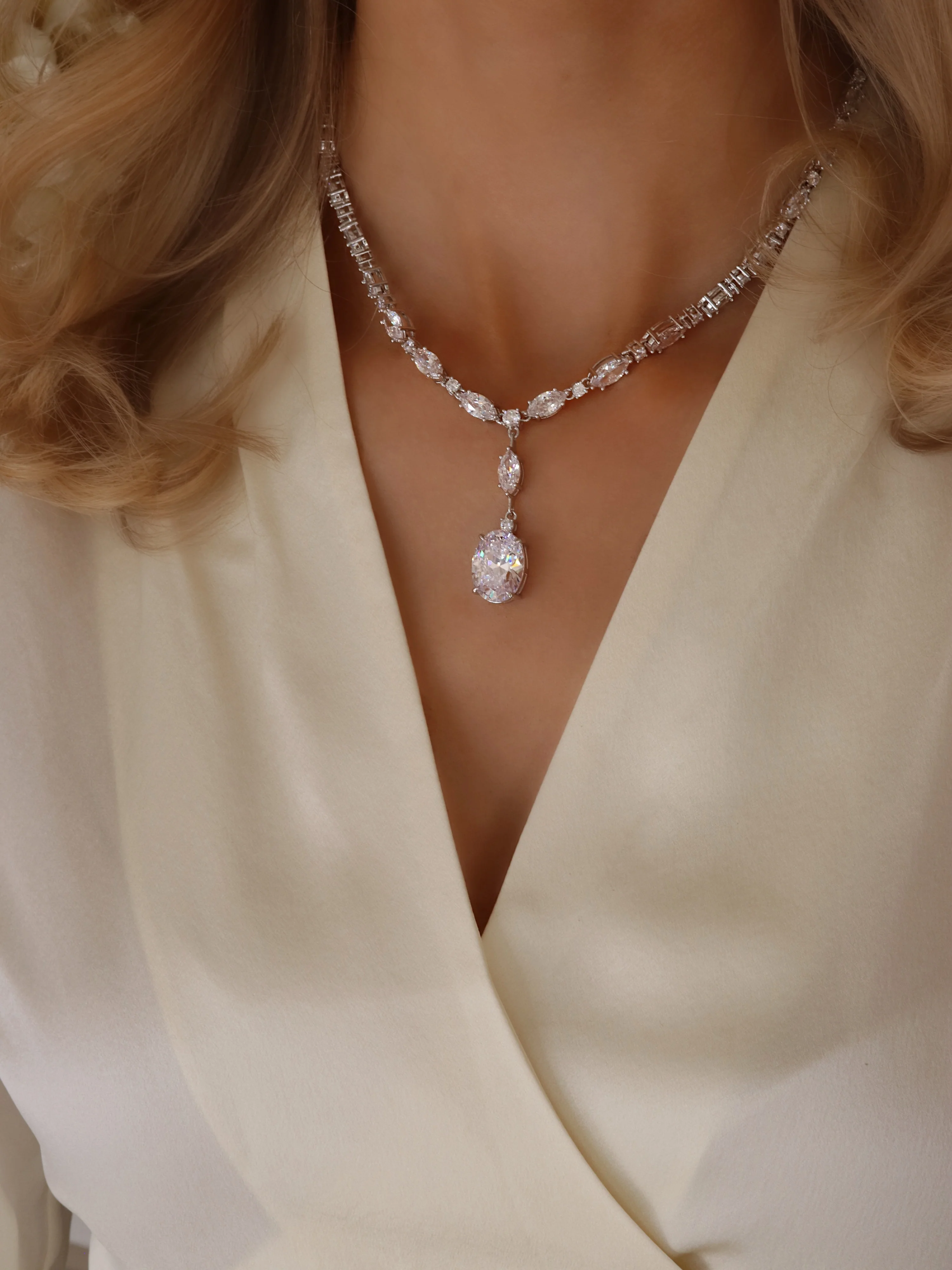 *PRE-ORDER FOR EST. 25TH MAY* Bridget Set - Image 4