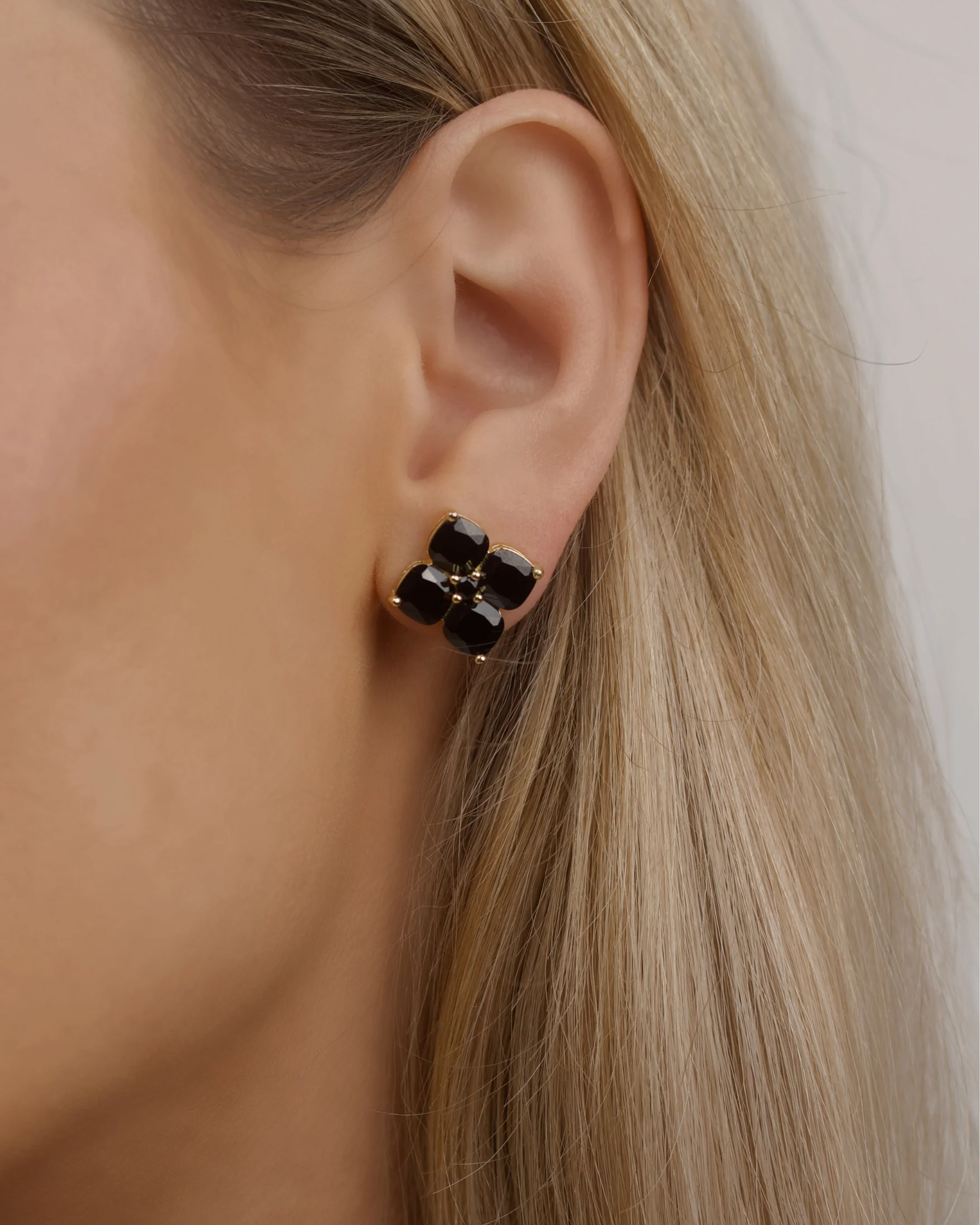 Crystal Hydrangea Stud Earrings - Espresso