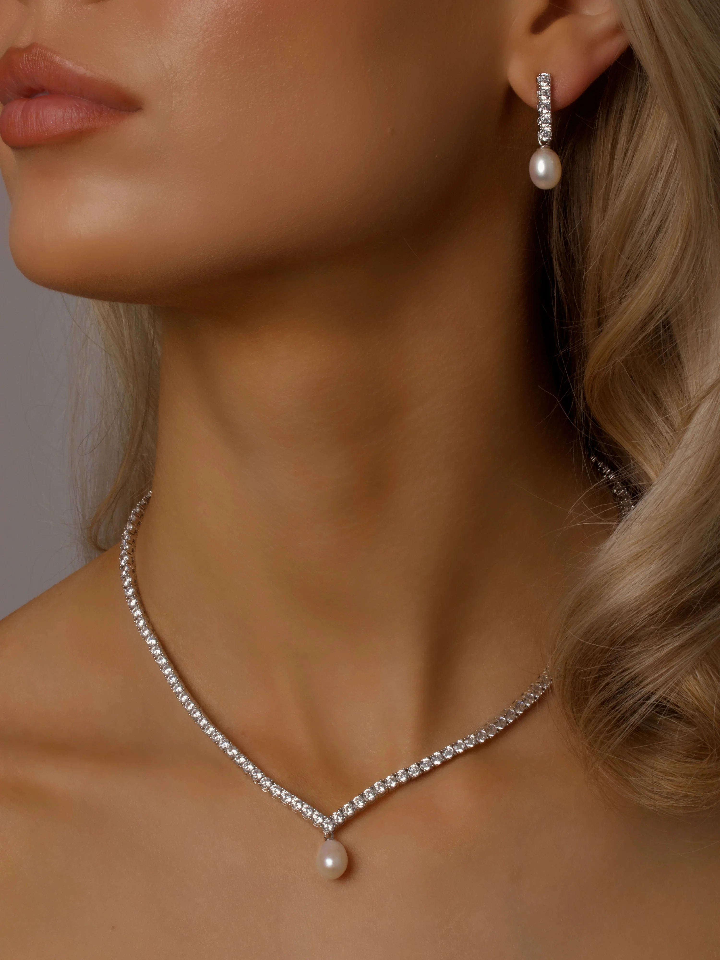 Lilian Earrings - Image 3