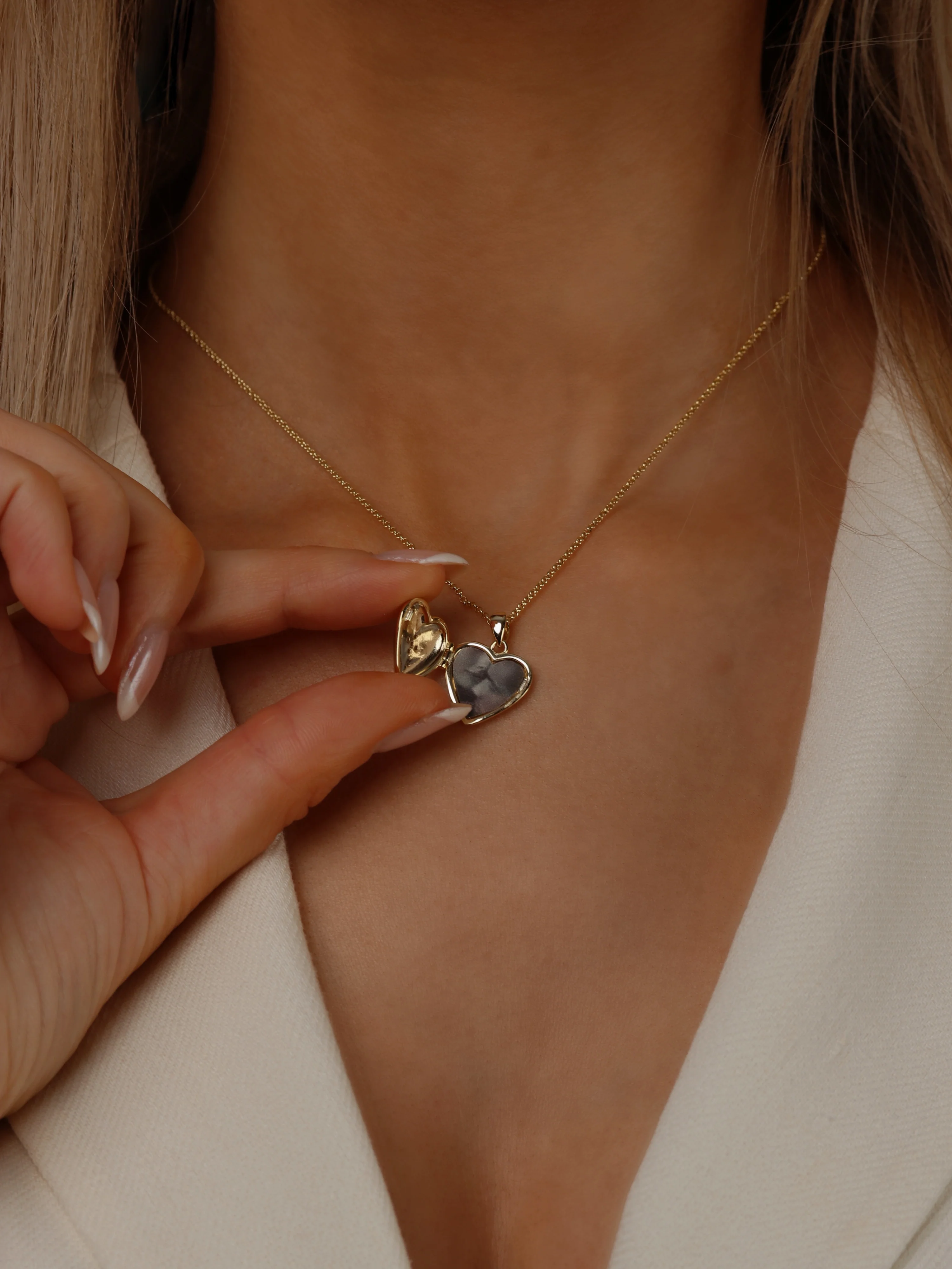 Love Locket Hydrangea Necklace - Image 3