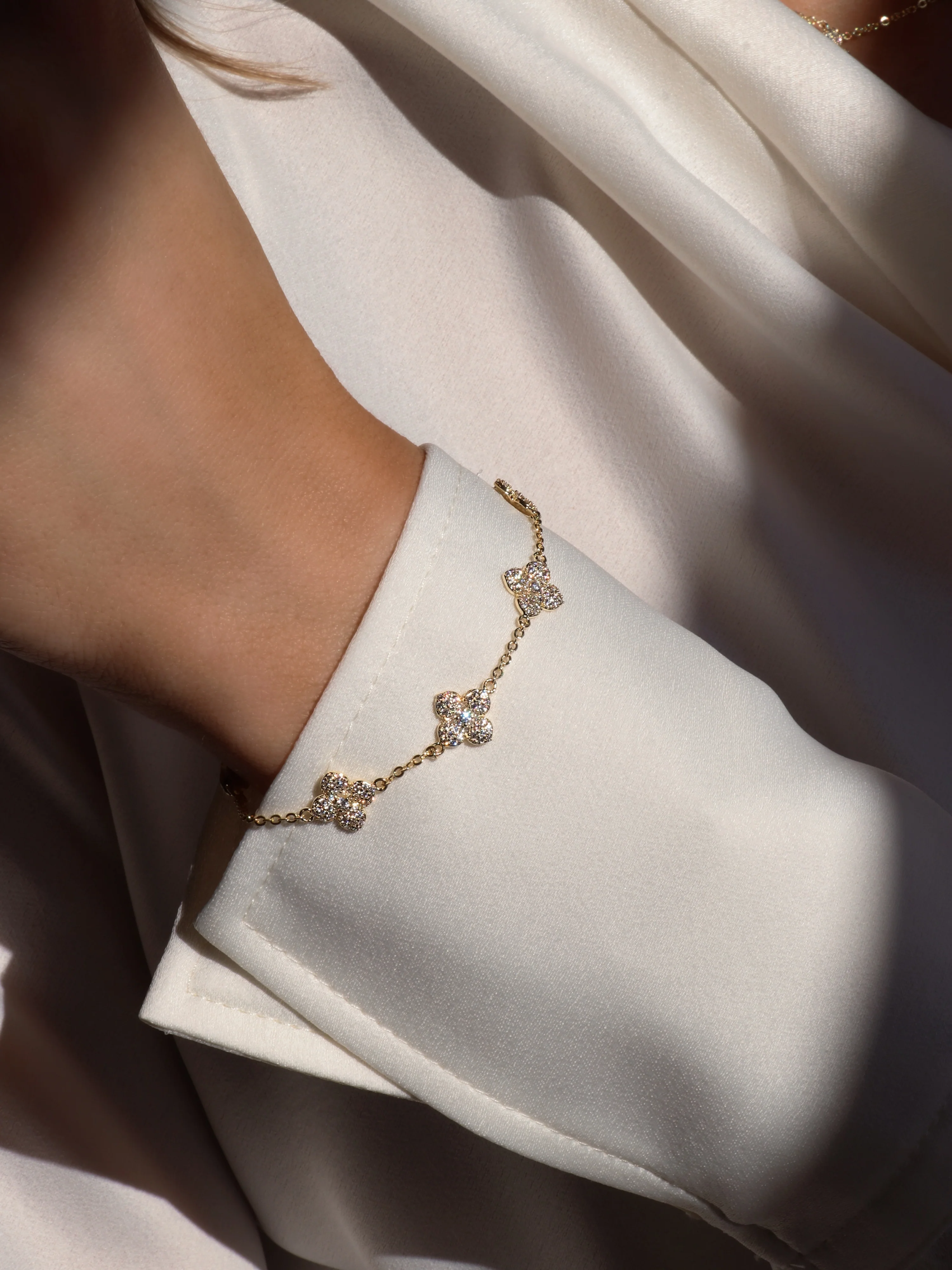 Multi-Mini Hydrangea Bracelet - Image 3