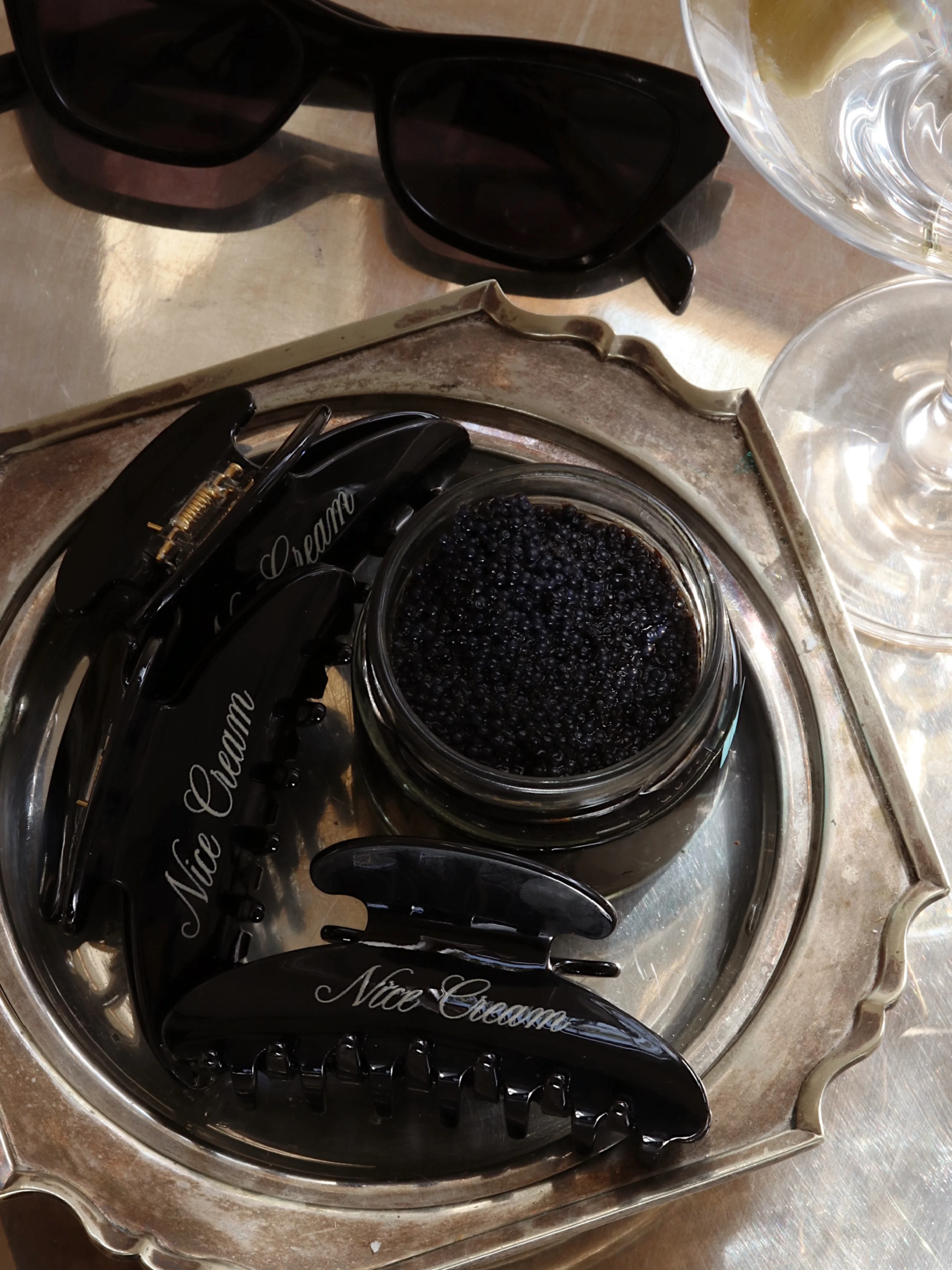 Nice Cream Claw Clip - Caviar - Image 2